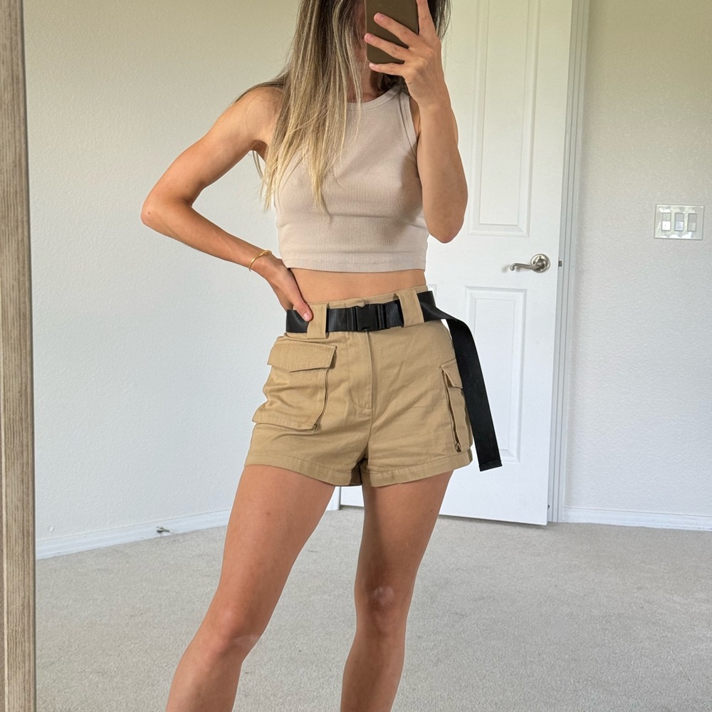 Aritzia shorts